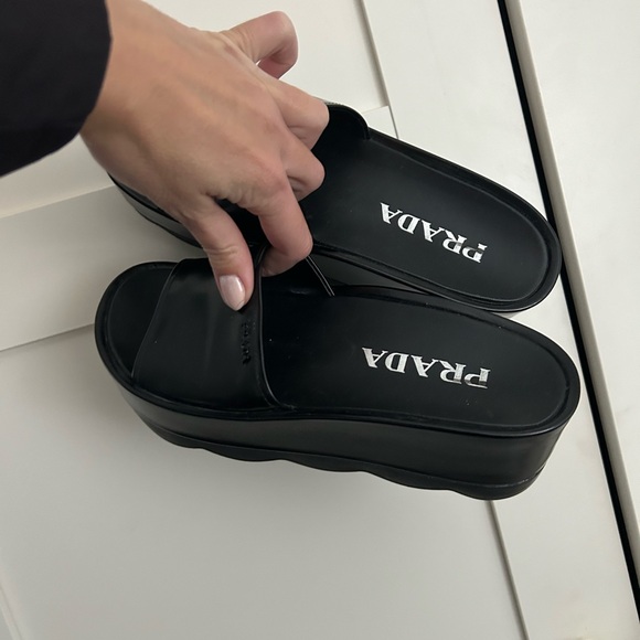 Prada wedge slides size 7 authentic - Picture 3 of 5